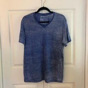 Men’s RAIL V-Neck T-Shirt